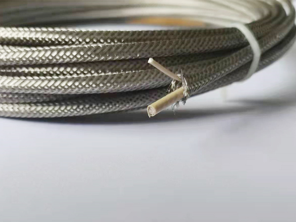 Customized various special high temperature light gasoline corrosion-resistant wires and cables